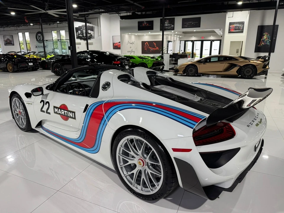 2015 Porsche 918 Spyder - Image 5 of 12