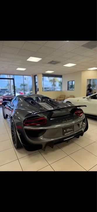 2015 Porsche 918 Spyder - Image 5 of 9