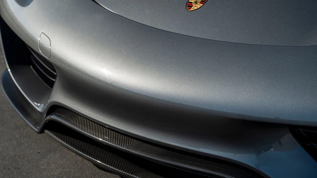 2015 Porsche 918 Spyder - Image 13 of 31