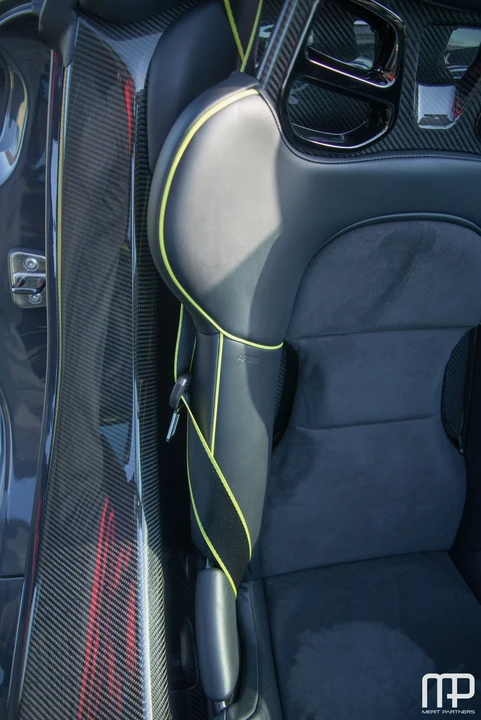 2015 Porsche 918 Spyder - Image 7 of 31
