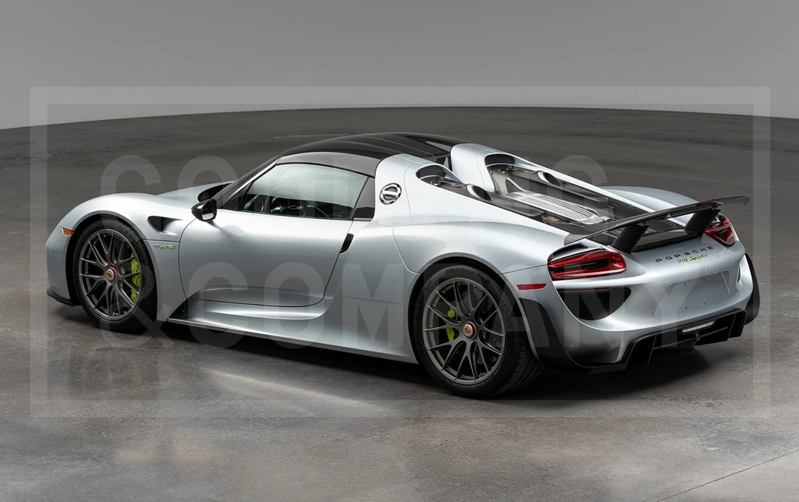 2015 Porsche 918 Spyder - Image 4 of 17