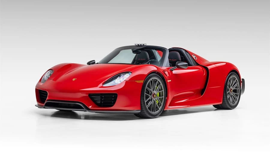 2015 Porsche 918 Spyder - Image 19 of 31