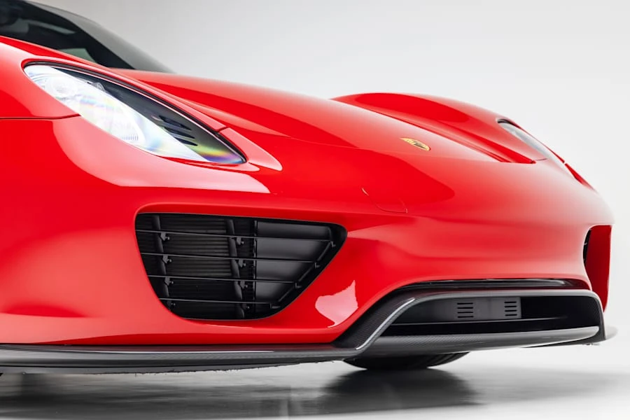 2015 Porsche 918 Spyder - Image 24 of 31