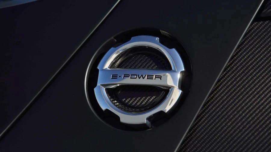 2015 Porsche 918 Spyder - Image 9 of 12