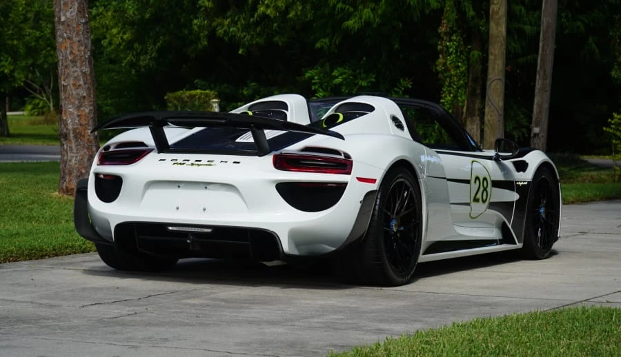 2015 Porsche 918 Spyder - Image 3 of 31