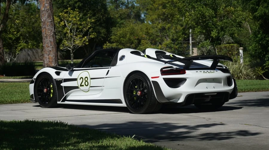 2015 Porsche 918 Spyder - Image 7 of 31