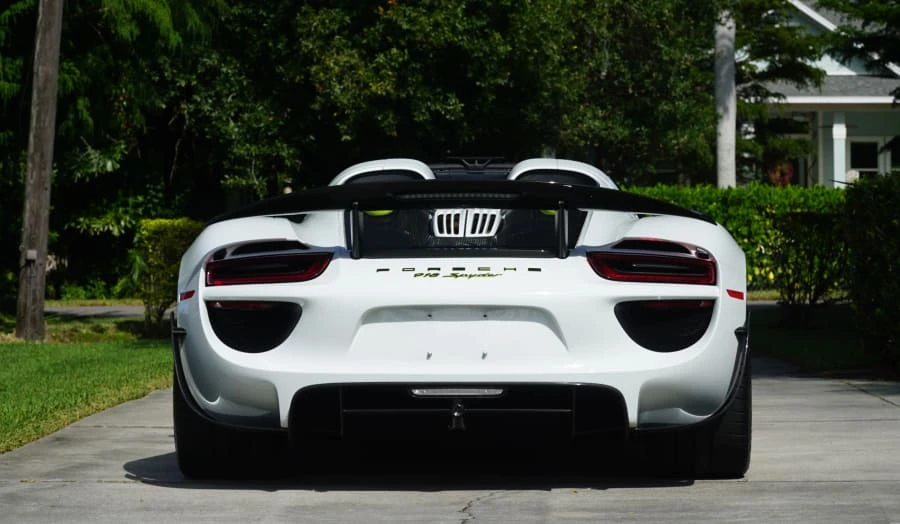 2015 Porsche 918 Spyder - Image 5 of 31