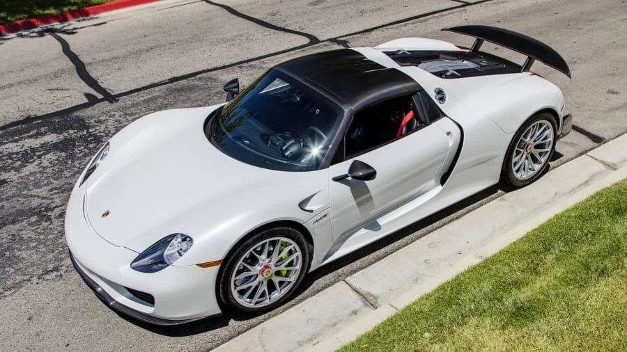 2015 Porsche 918 Spyder - Image 20 of 20