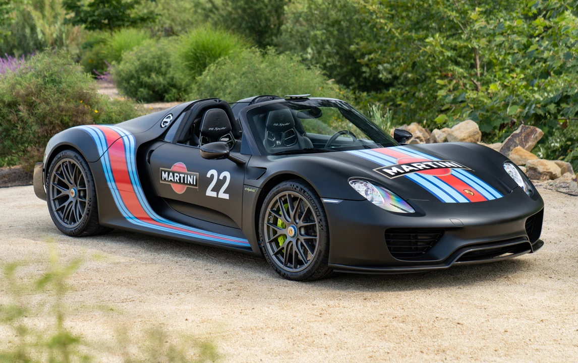 2015 Porsche 918 Spyder - Image 1 of 30