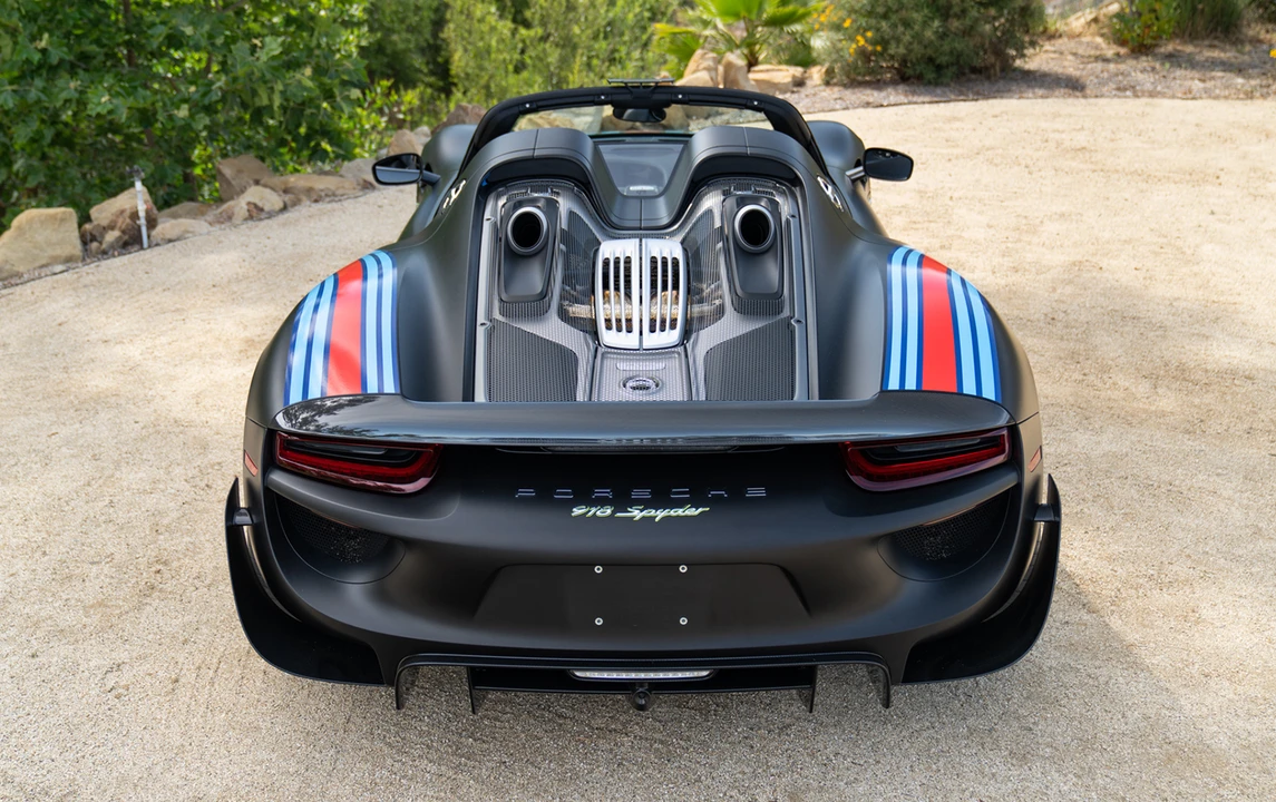 2015 Porsche 918 Spyder - Image 4 of 30