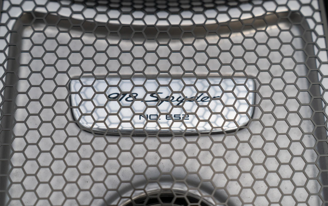 2015 Porsche 918 Spyder - Image 21 of 30