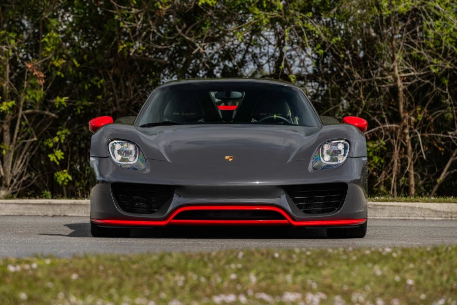 2015 Porsche 918 Spyder - Image 4 of 31