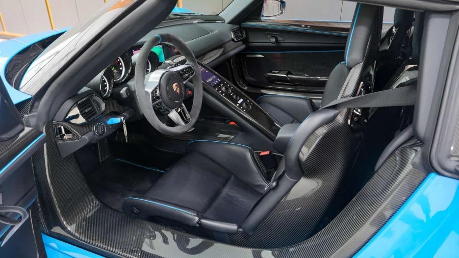 2015 Porsche 918 Spyder - Image 4 of 22