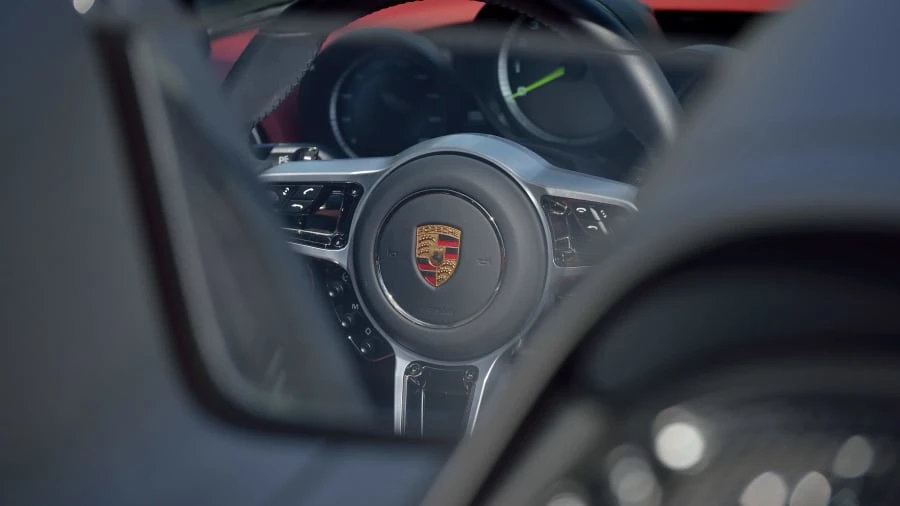 2015 Porsche 918 Spyder - Image 10 of 20