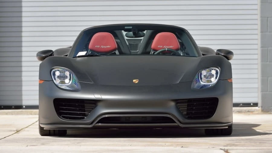 2015 Porsche 918 Spyder - Image 14 of 20