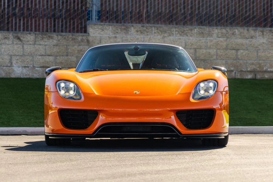 2015 Porsche 918 Spyder - Image 4 of 31