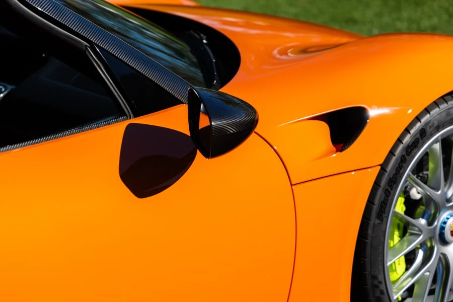 2015 Porsche 918 Spyder - Image 30 of 31