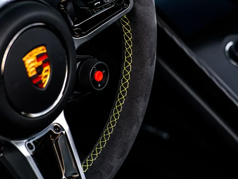 2015 Porsche 918 Spyder - Image 19 of 31