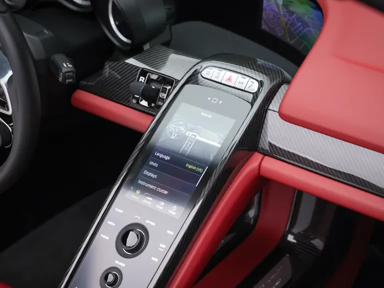 2015 Porsche 918 Spyder - Image 27 of 31