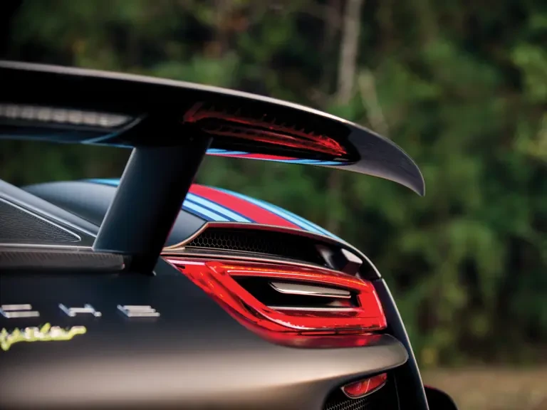 2015 Porsche 918 Spyder - Image 9 of 31
