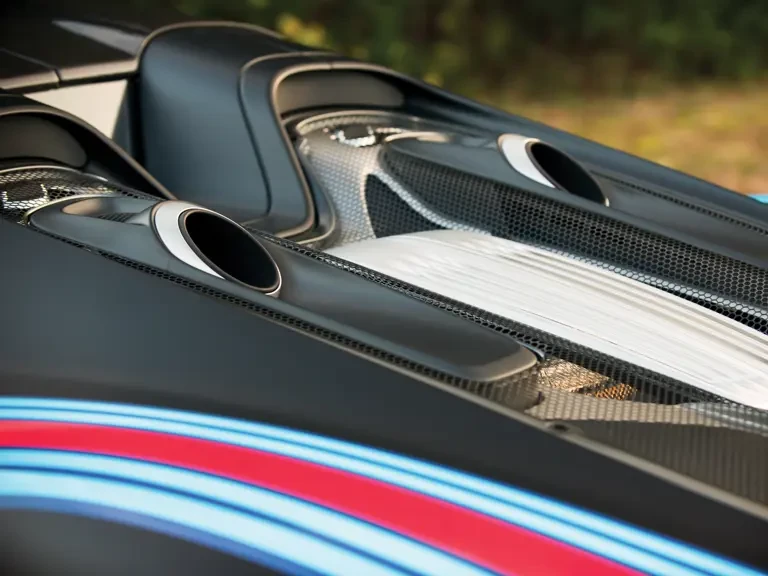 2015 Porsche 918 Spyder - Image 29 of 31