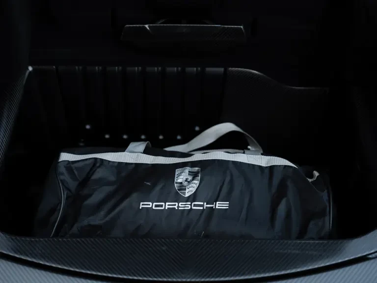 2015 Porsche 918 Spyder - Image 15 of 31