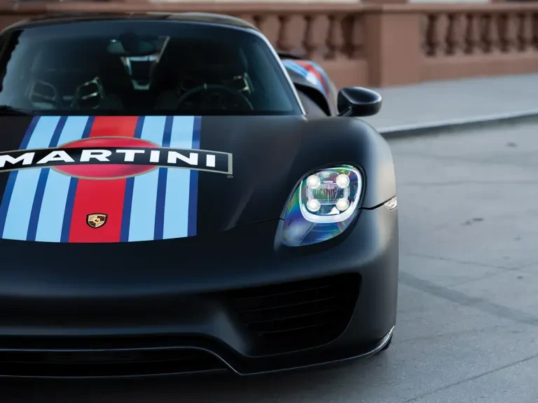 2015 Porsche 918 Spyder - Image 29 of 31