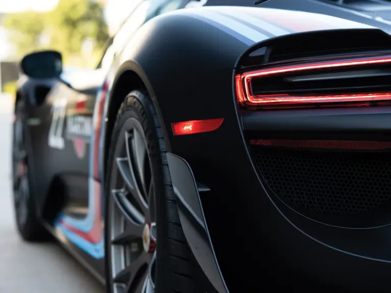 2015 Porsche 918 Spyder - Image 22 of 31