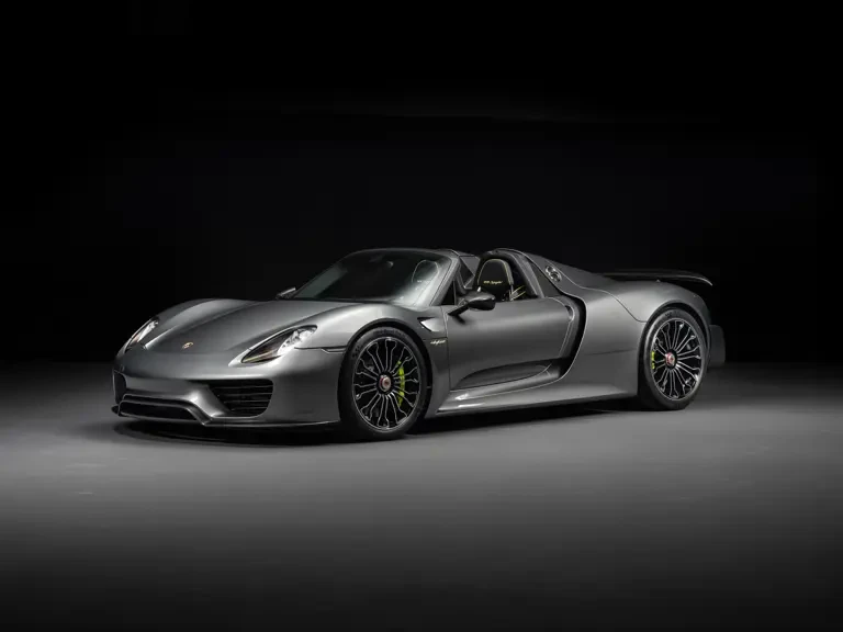 2015 Porsche 918 Spyder - Image 2 of 31