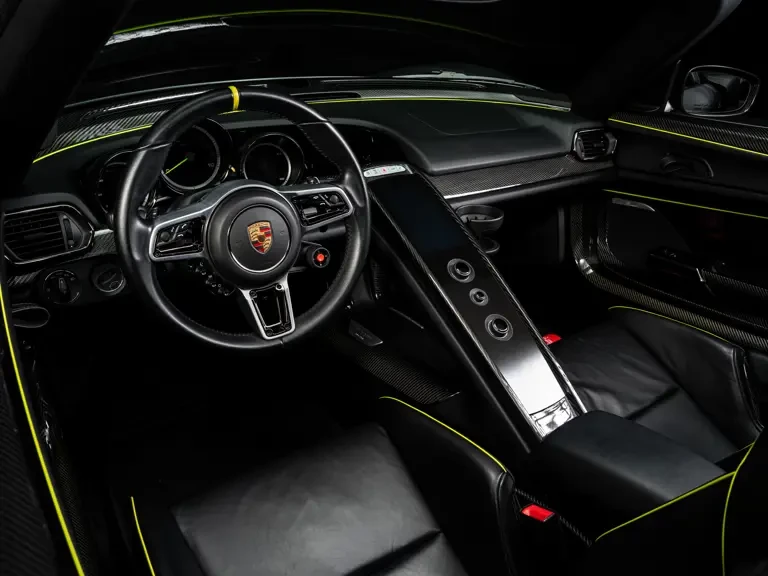 2015 Porsche 918 Spyder - Image 5 of 31