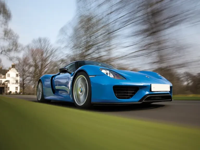 2015 Porsche 918 Spyder - Image 18 of 29