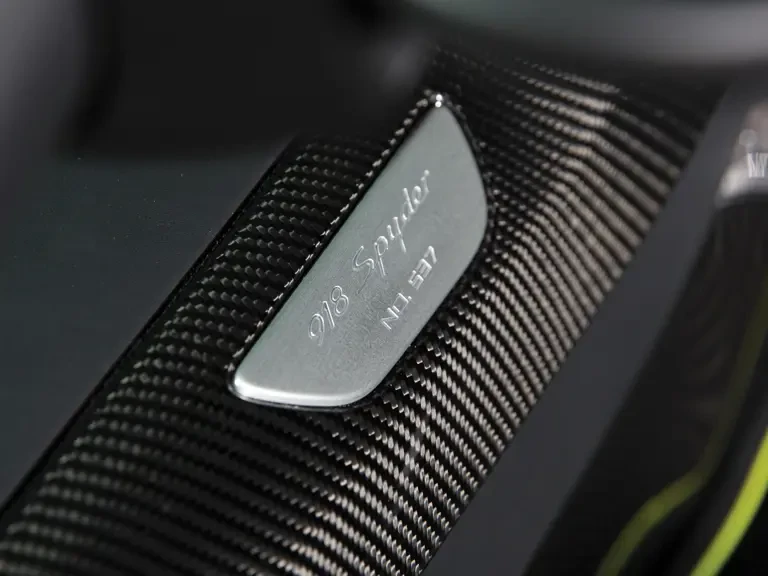 2015 Porsche 918 Spyder - Image 16 of 29