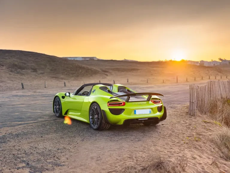 2015 Porsche 918 Spyder - Image 3 of 31