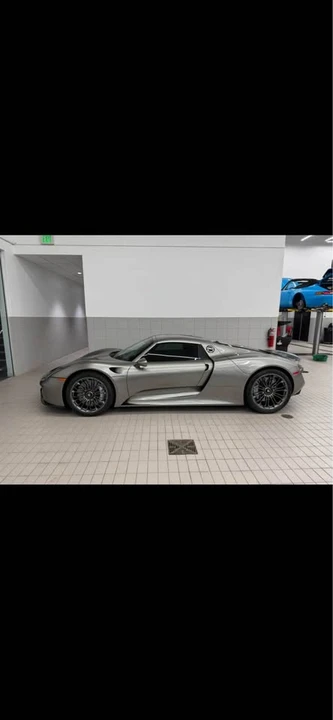 2015 Porsche 918 Spyder - Image 2 of 11