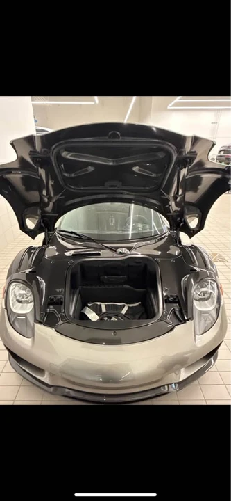 2015 Porsche 918 Spyder - Image 8 of 11