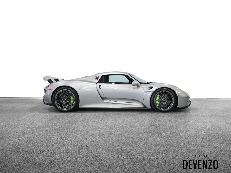 2015 Porsche 918 Spyder - Image 3 of 20