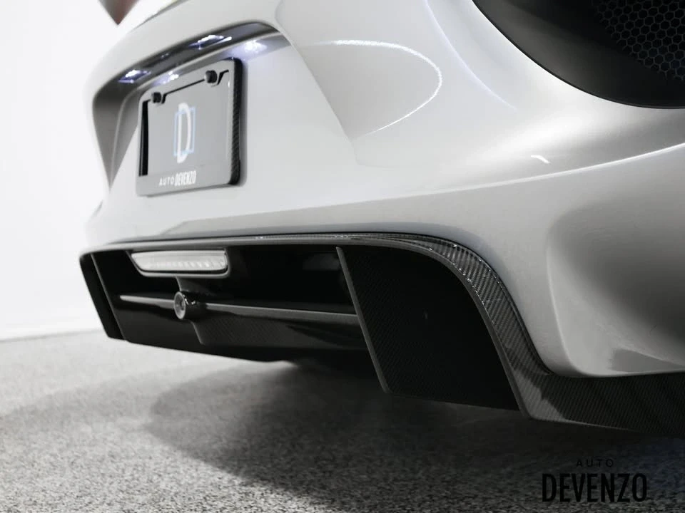 2015 Porsche 918 Spyder - Image 7 of 20