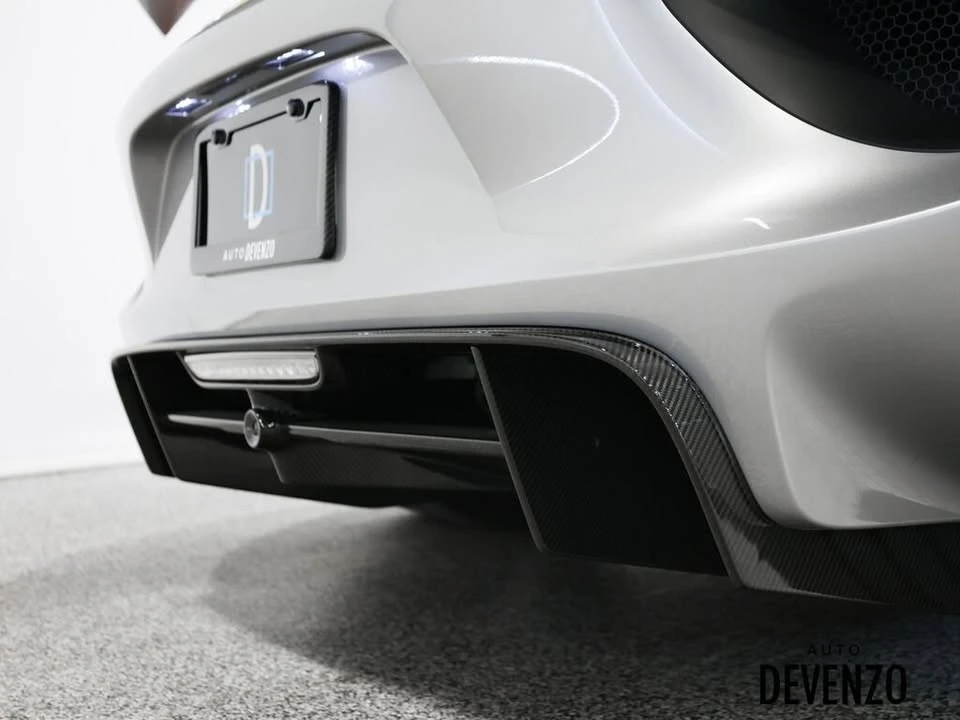 2015 Porsche 918 Spyder - Image 6 of 18