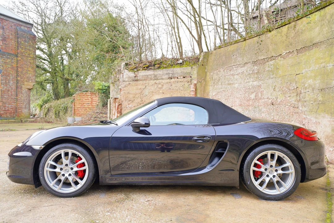 2015 Porsche 981 Boxster S - Image 18 of 31