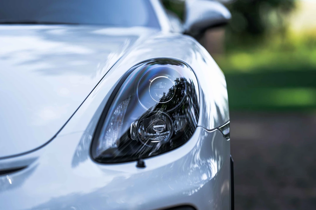 2015 Porsche 981 Boxster Spyder - Image 21 of 31