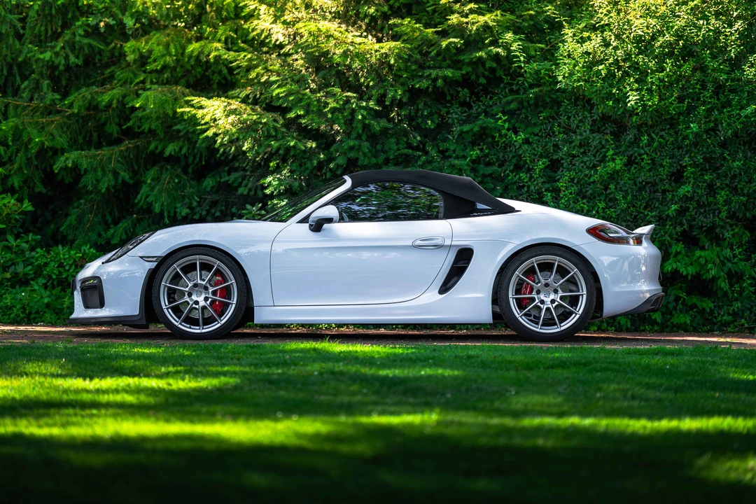 2015 Porsche 981 Boxster Spyder - Image 8 of 31