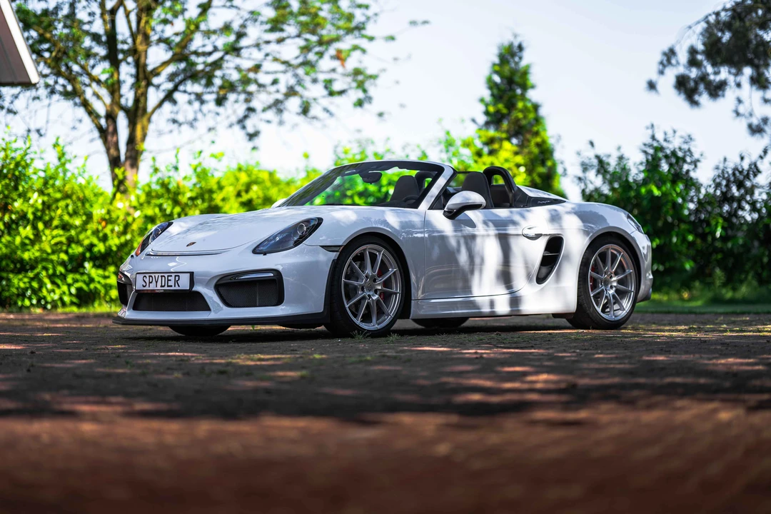 2015 Porsche 981 Boxster Spyder - Image 15 of 31