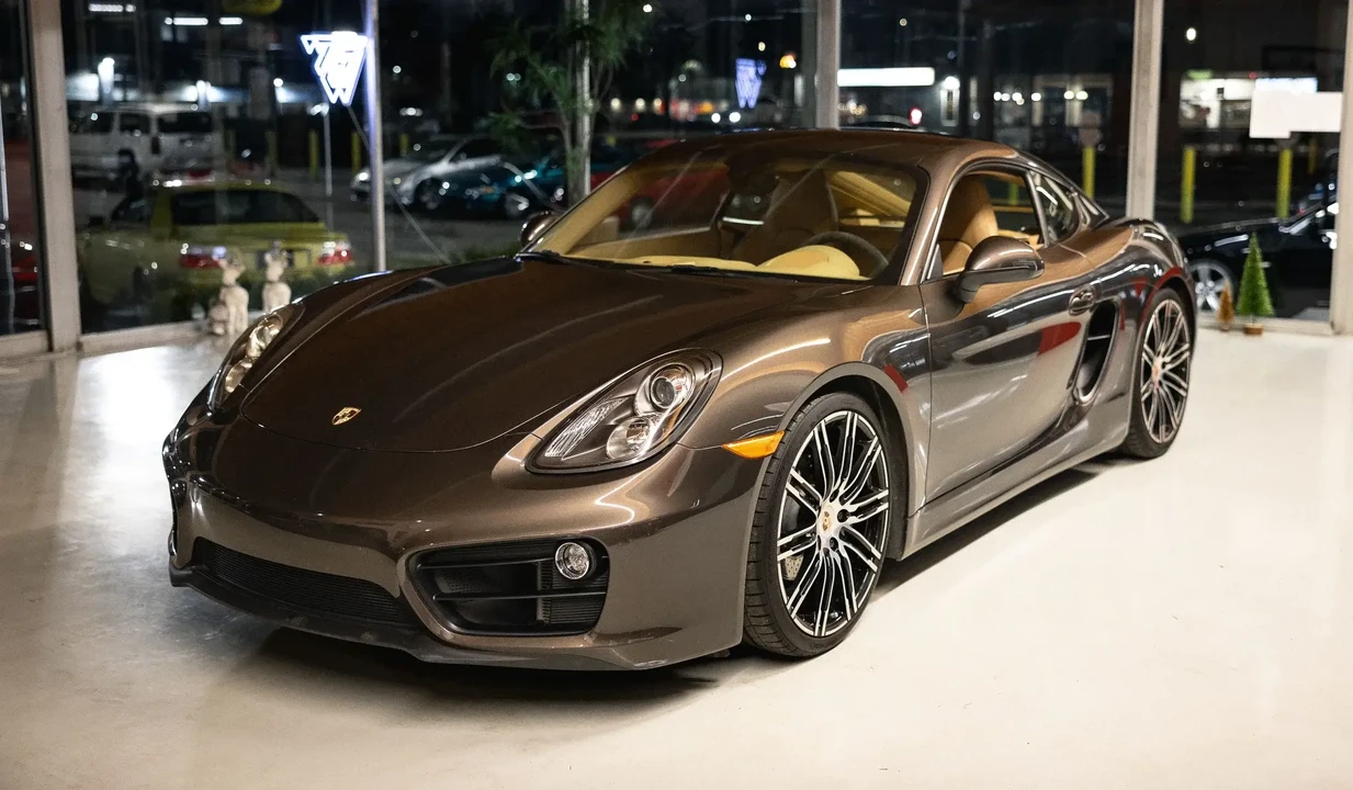 2015 Porsche 981 Cayman - Image 5 of 6