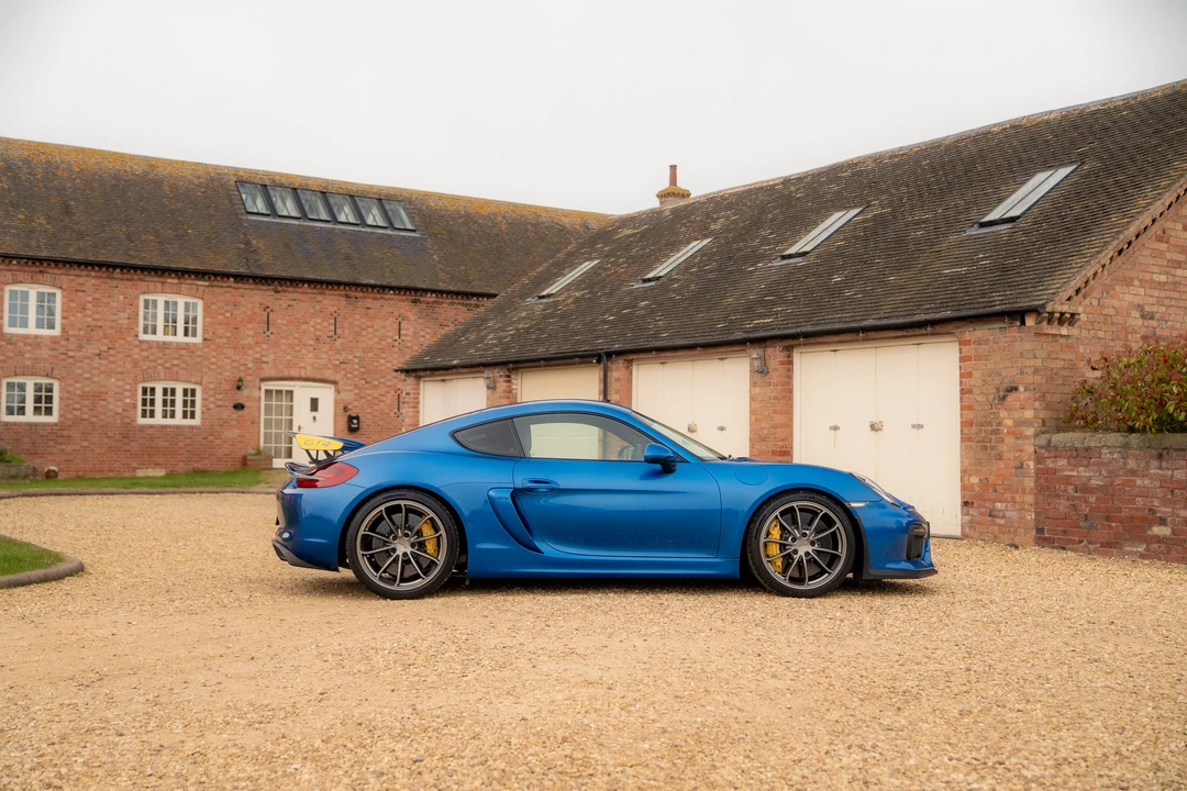 2015 Porsche 981 Cayman GT4 Clubsport - Image 16 of 31