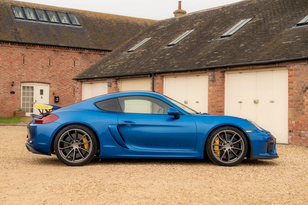 2015 Porsche 981 Cayman GT4 Clubsport - Image 8 of 31