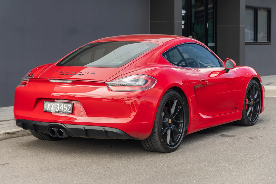 2015 Porsche 981 Cayman GTS - Image 5 of 31