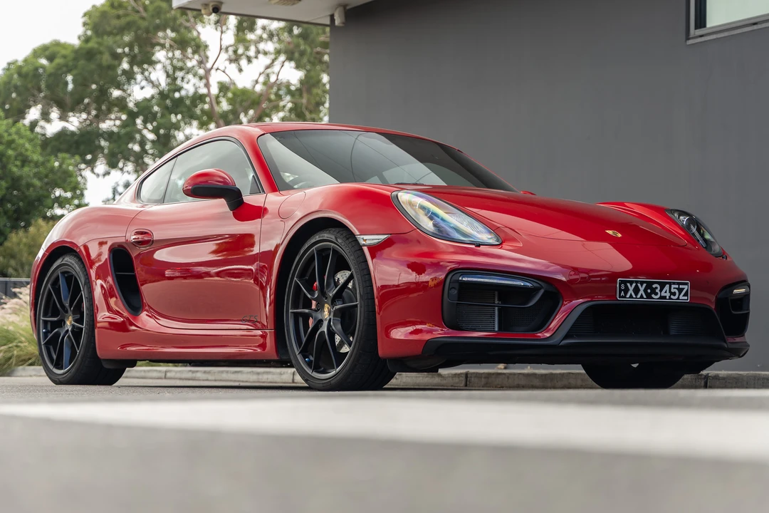 2015 Porsche 981 Cayman GTS - Image 3 of 31
