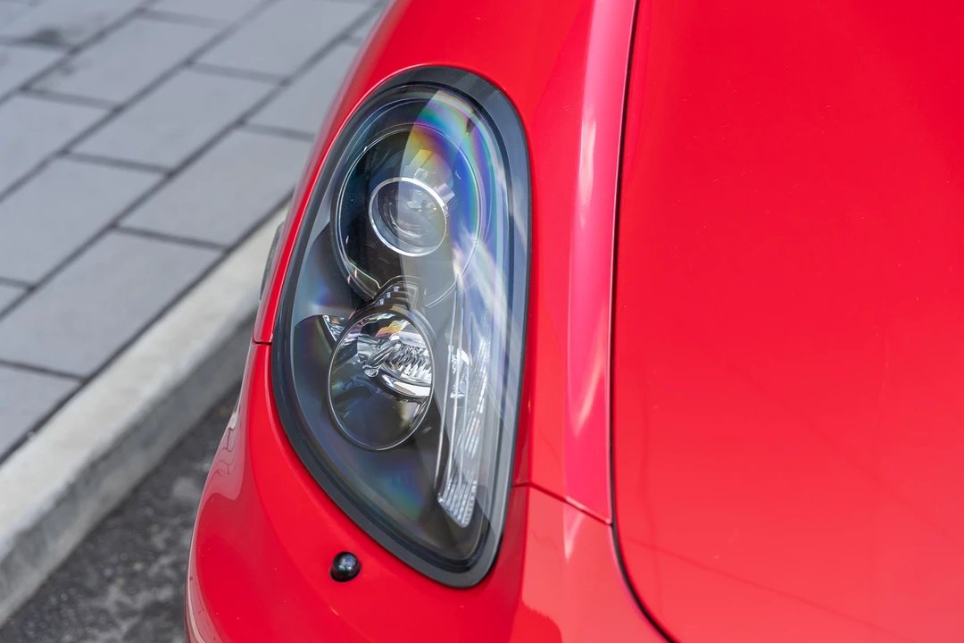 2015 Porsche 981 Cayman GTS - Image 13 of 31
