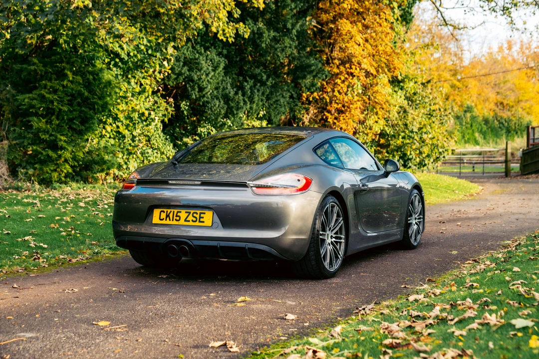 2015 Porsche 981 Cayman GTS - Image 16 of 31