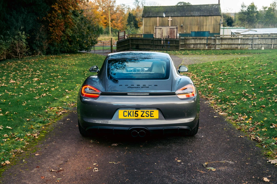 2015 Porsche 981 Cayman GTS - Image 15 of 31